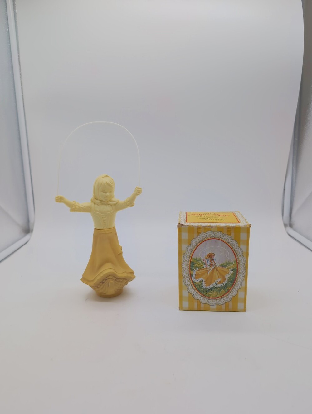 Vintage Avon Figurine Skip A Rope Figurine Bird Of Paradise Cologne Sealed